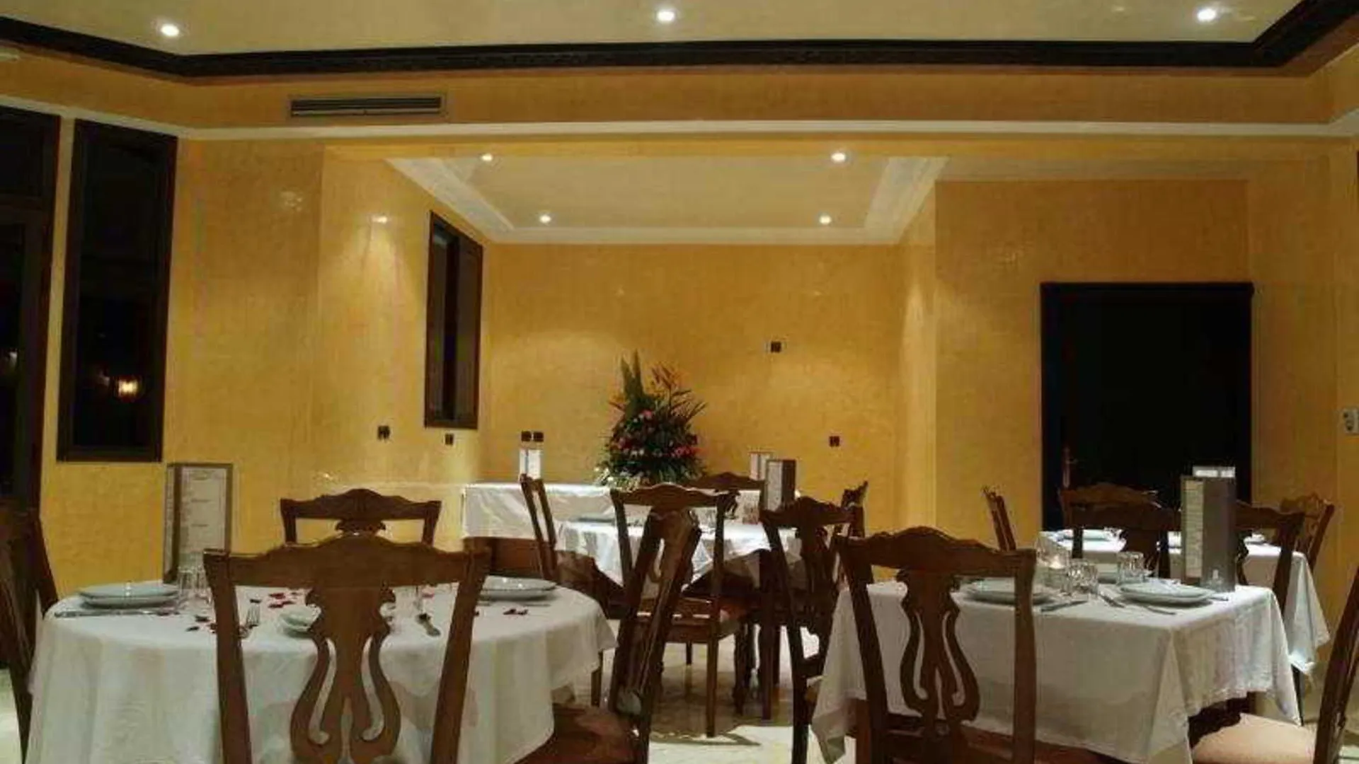 Mogador Menzah Appart Hotel Marrakesh 4*,